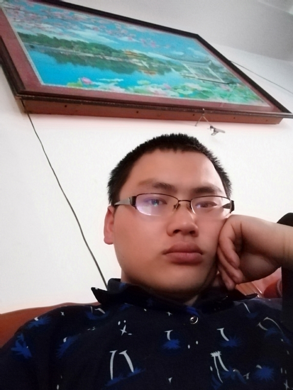90男孩的第一张照片--三明相亲网