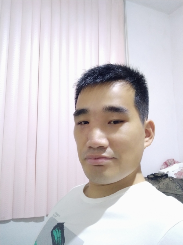 大男孩的第一张照片--三明相亲网