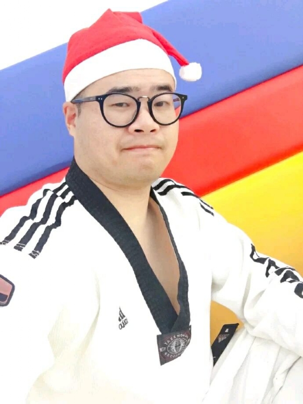 何当重相见的第一张照片--三明相亲网