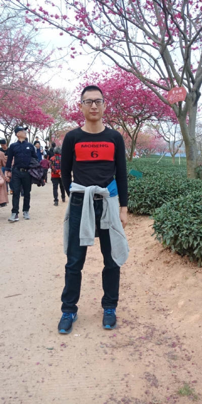 小梁的第一张照片--三明相亲网