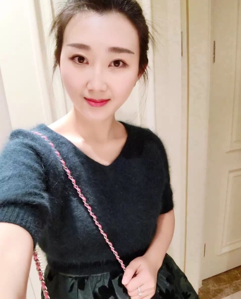 小妮的第三张照片--三明相亲网