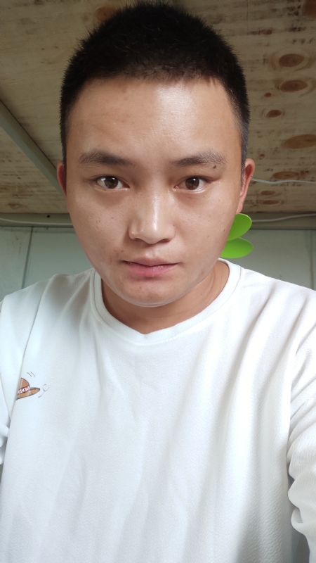 水里面的云呀的第一张照片--三明相亲网