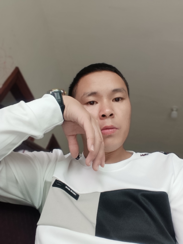 冷漠的第一张照片--三明相亲网