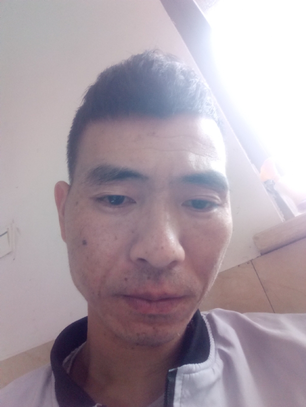 想你的夜的第一张照片--三明相亲网