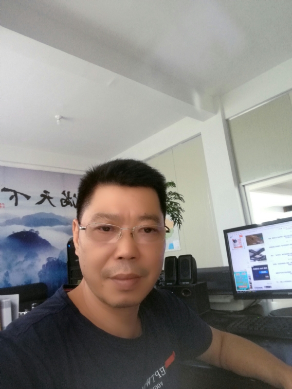 心平气和的第一张照片--三明相亲网
