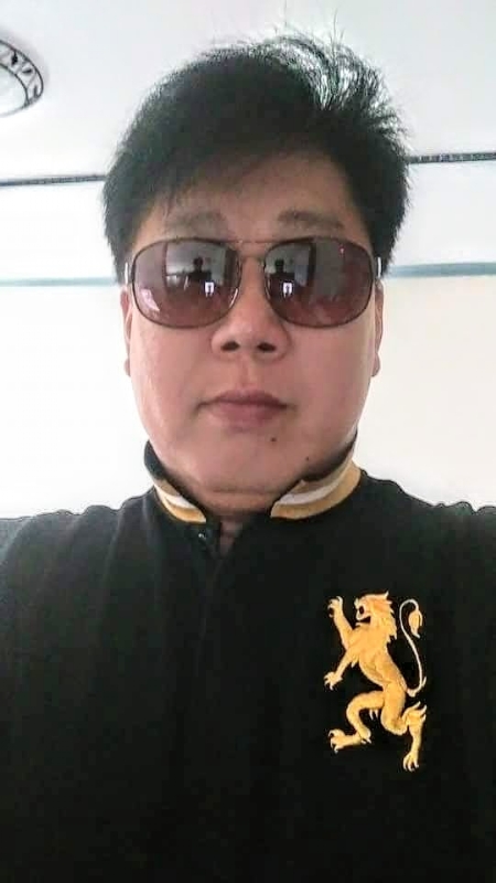 含笑半步癲的第一张照片--三明相亲网