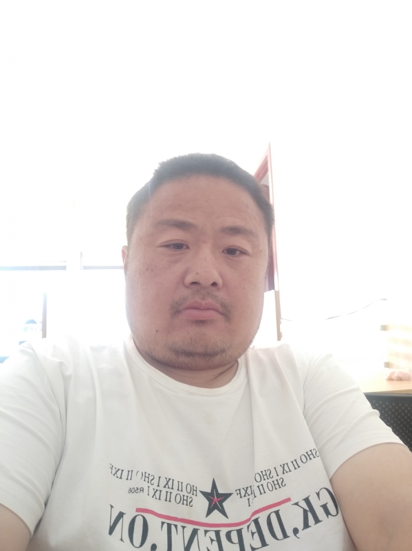 流星隐爱的第二张照片--三明相亲网