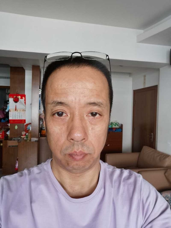 萨博的第一张照片--三明相亲网