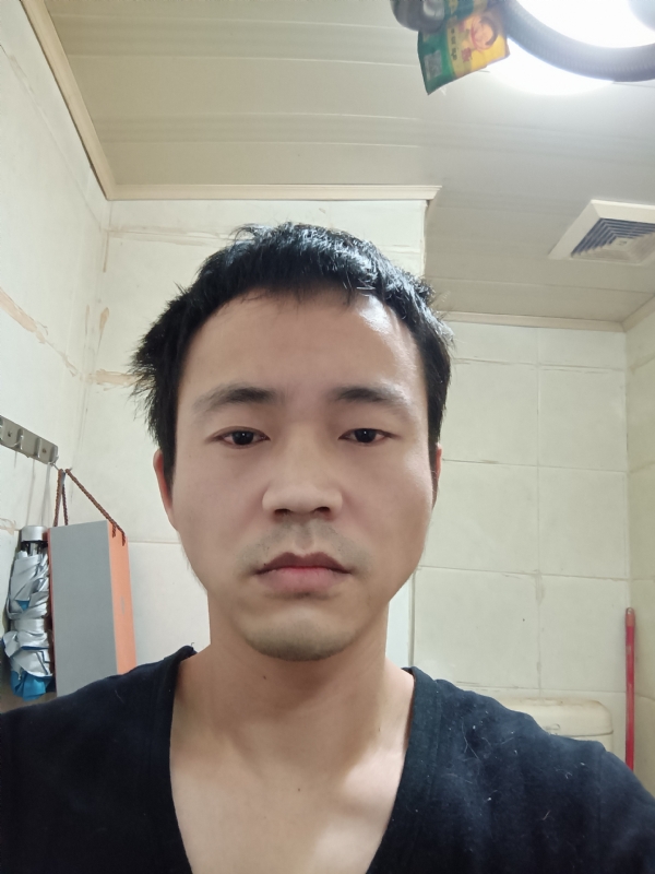 守望天空的第一张照片--三明相亲网