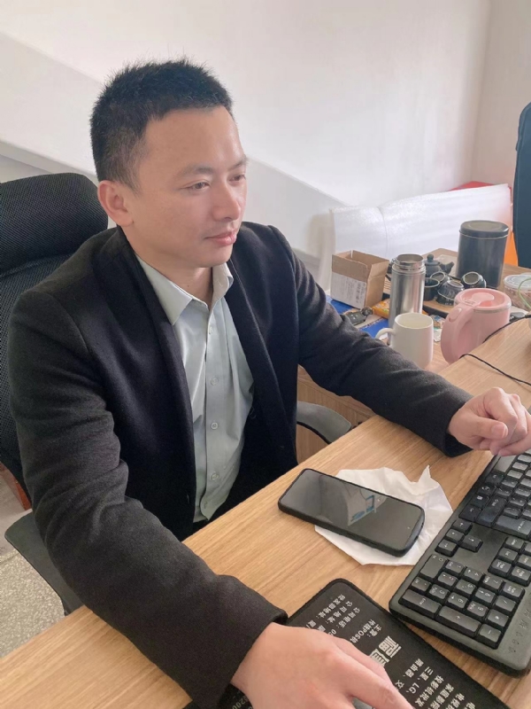 落叶知秋的第一张照片--三明相亲网