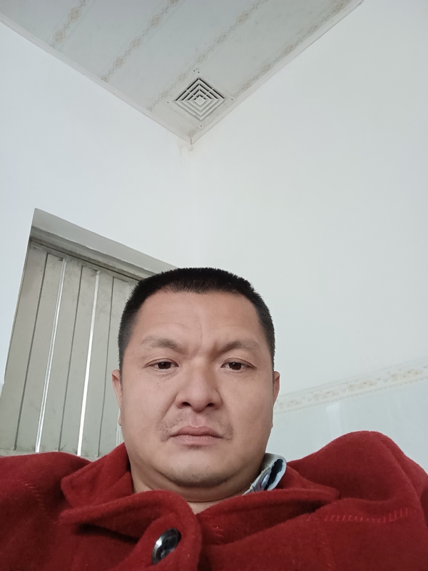 兰成龙的第一张照片--三明相亲网