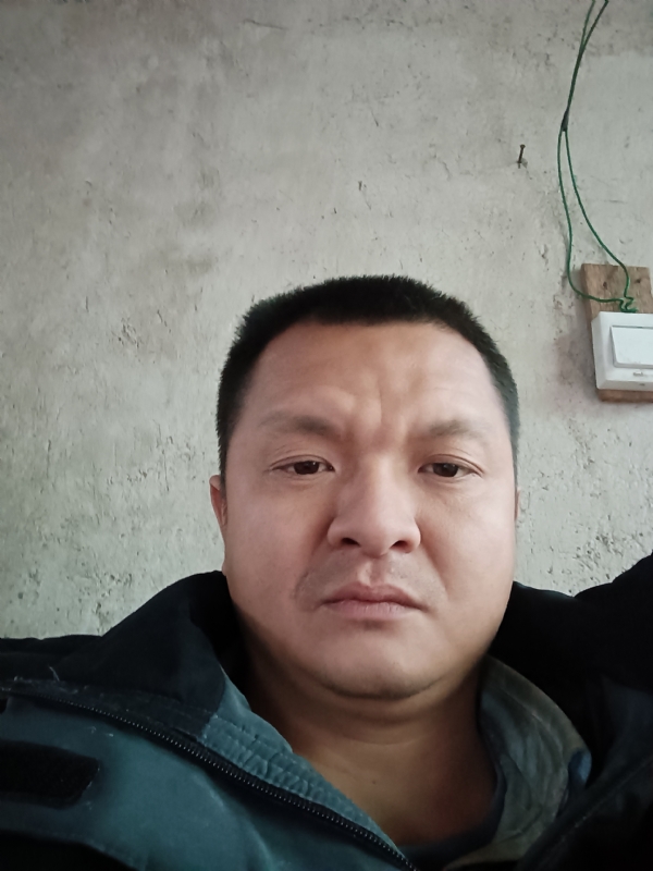 兰成龙的第二张照片--三明相亲网