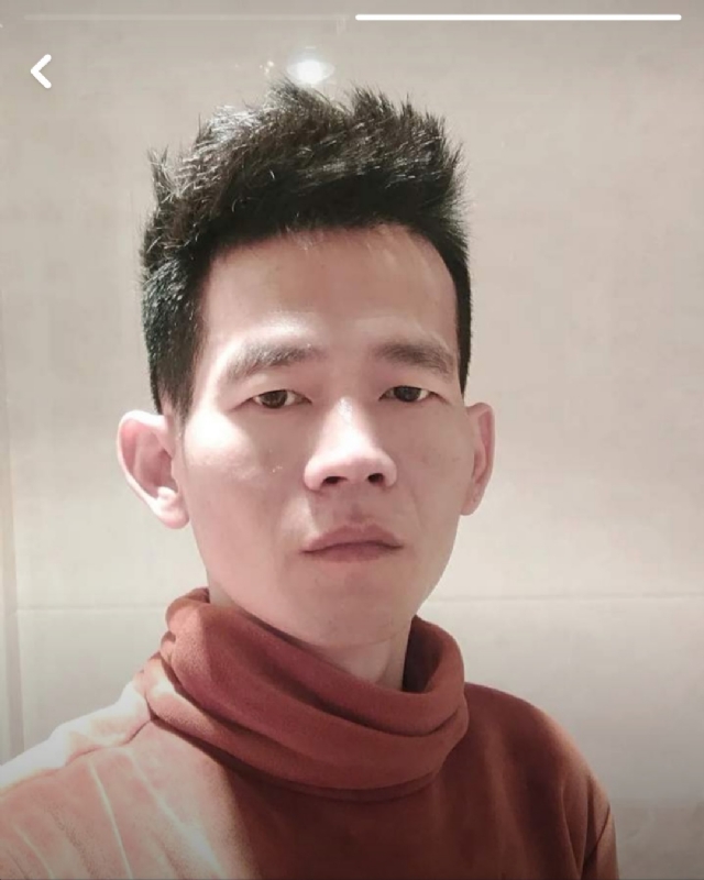 白了少年头的第一张照片--三明相亲网